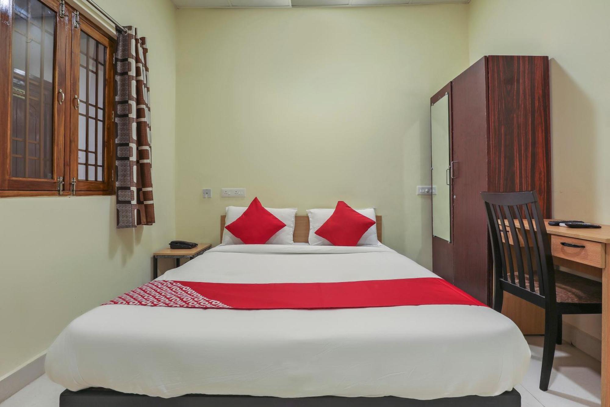 Hotel O Om Sakthi Hotel Pondicherry Eksteriør bilde