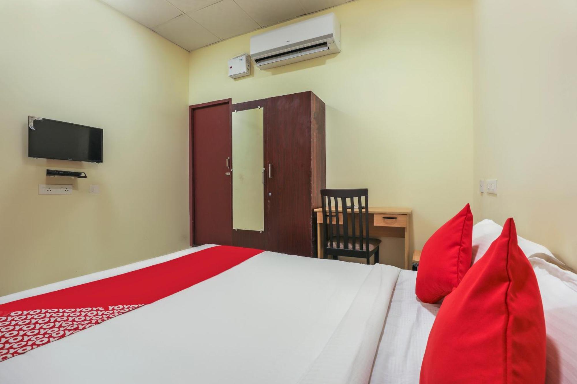 Hotel O Om Sakthi Hotel Pondicherry Eksteriør bilde