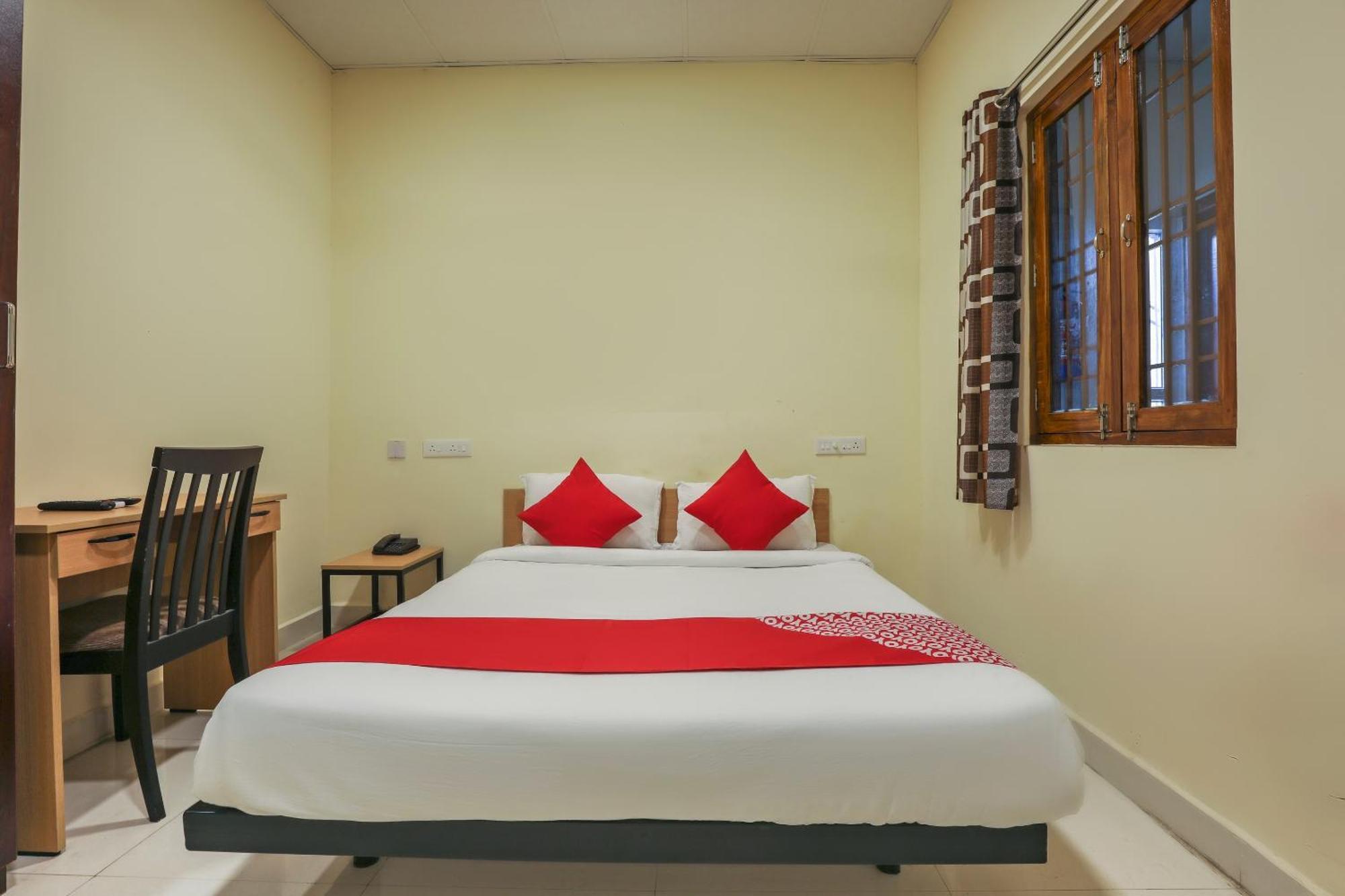Hotel O Om Sakthi Hotel Pondicherry Eksteriør bilde