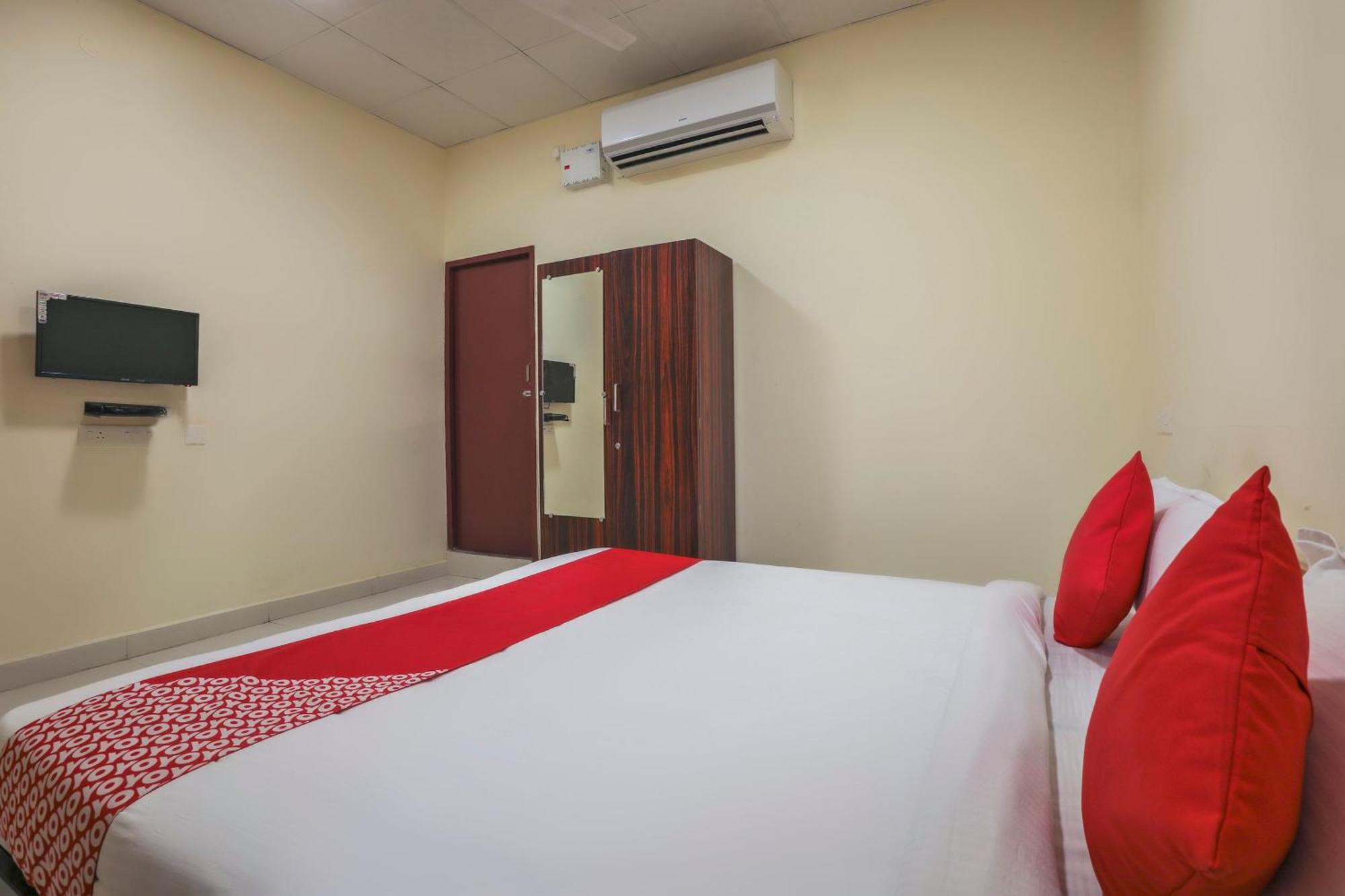 Hotel O Om Sakthi Hotel Pondicherry Eksteriør bilde