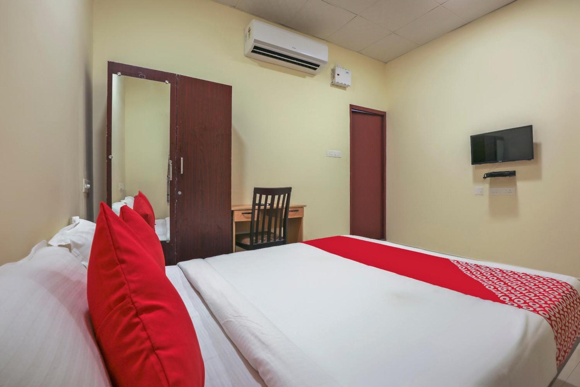 Hotel O Om Sakthi Hotel Pondicherry Eksteriør bilde