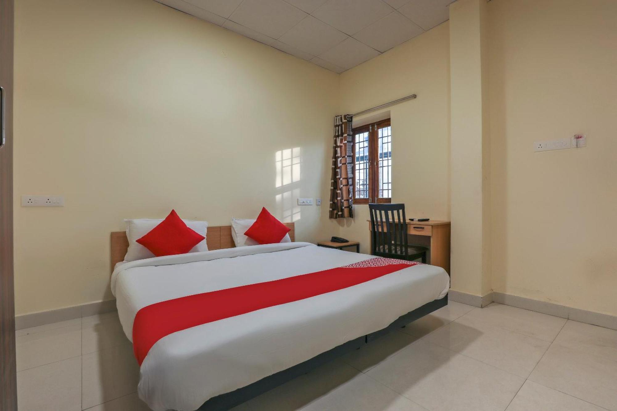Hotel O Om Sakthi Hotel Pondicherry Eksteriør bilde